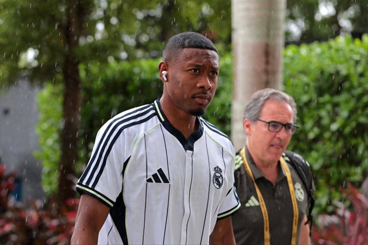 皇马砸手里之球员 年薪2250万欧 身价仅600万欧 上赛季西甲踢7场